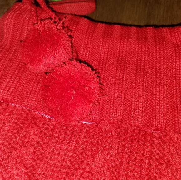 ●SOLD● Set of 5 Red / Ivory Cream / Green Cable Knit Christmas Stockings - Picture 6 of 9